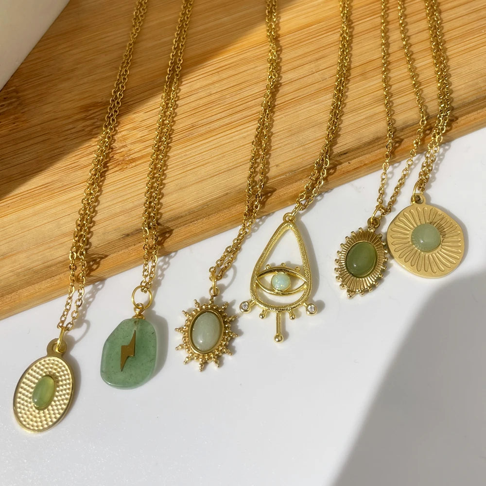 Daisy Natural Stone Hollow Eyes Pendant Water Drop