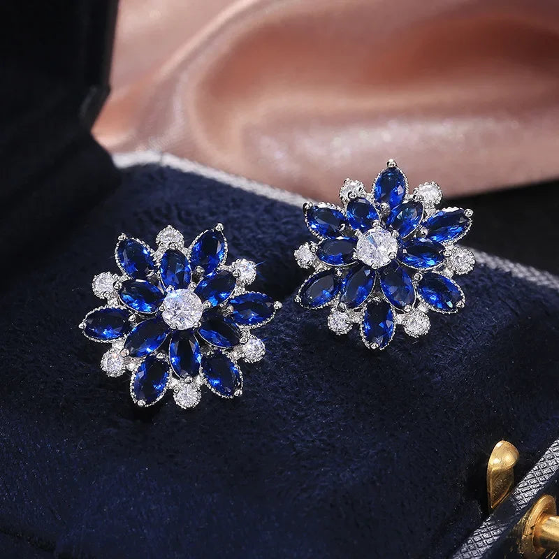 Cubic Zirconia 925 Silver Needle Stud Flower