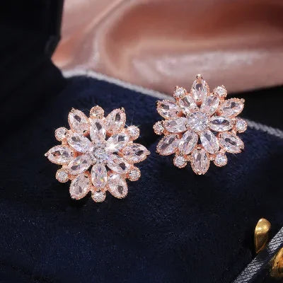 Cubic Zirconia 925 Silver Needle Stud Flower