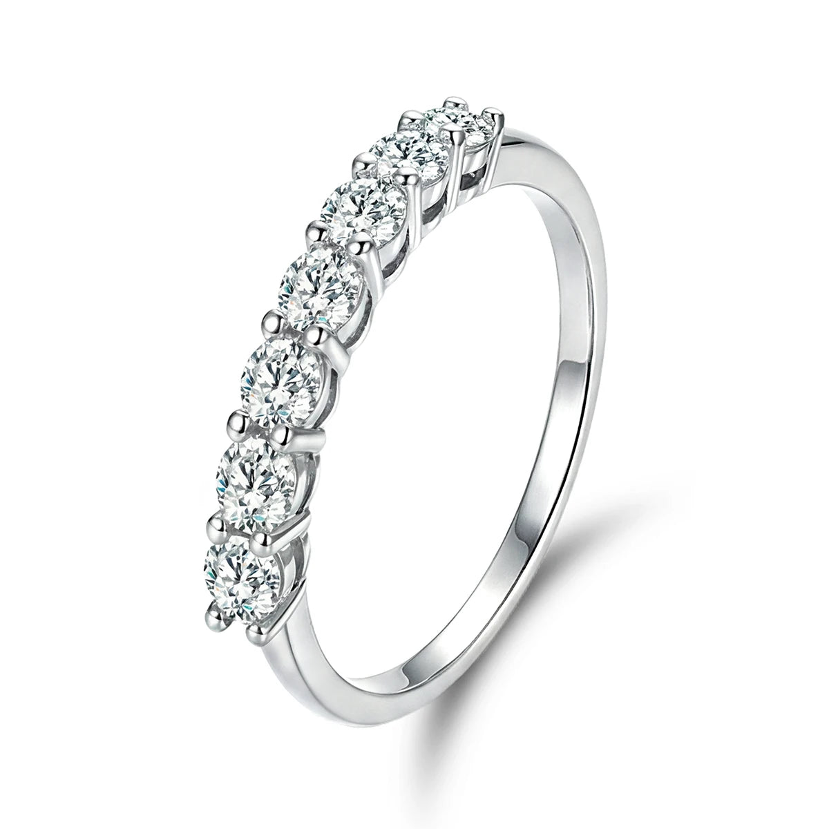 925 Sterling Silver Gorgeous Shiny Round Zircon Ring