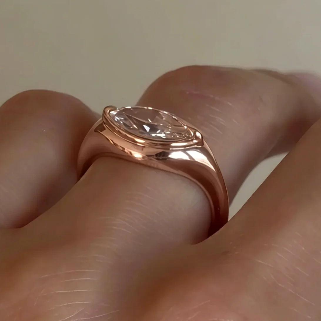 Rectangle Horse's Eye Minimalist Rose Gold Color Inlay Zircon