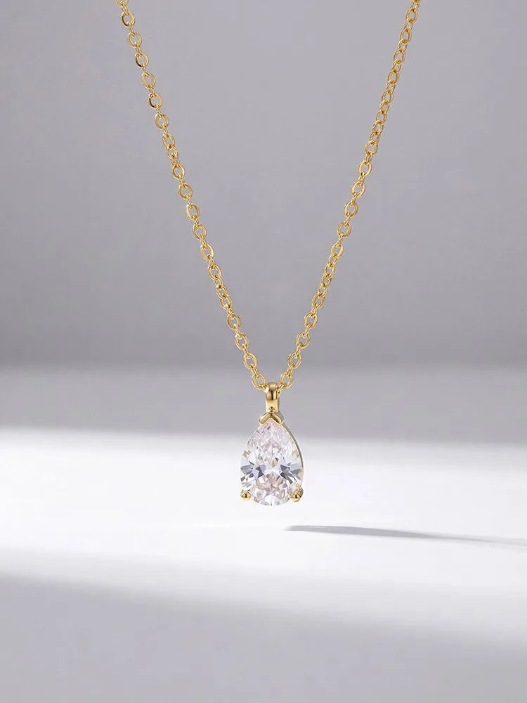 925 Sterling Silver Vertical Pear Shape Zircon Necklace