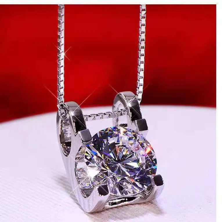 Copper Electroplated Box Chain Necklace for Women Featuring Geometric Diamond-Shaped Pendant